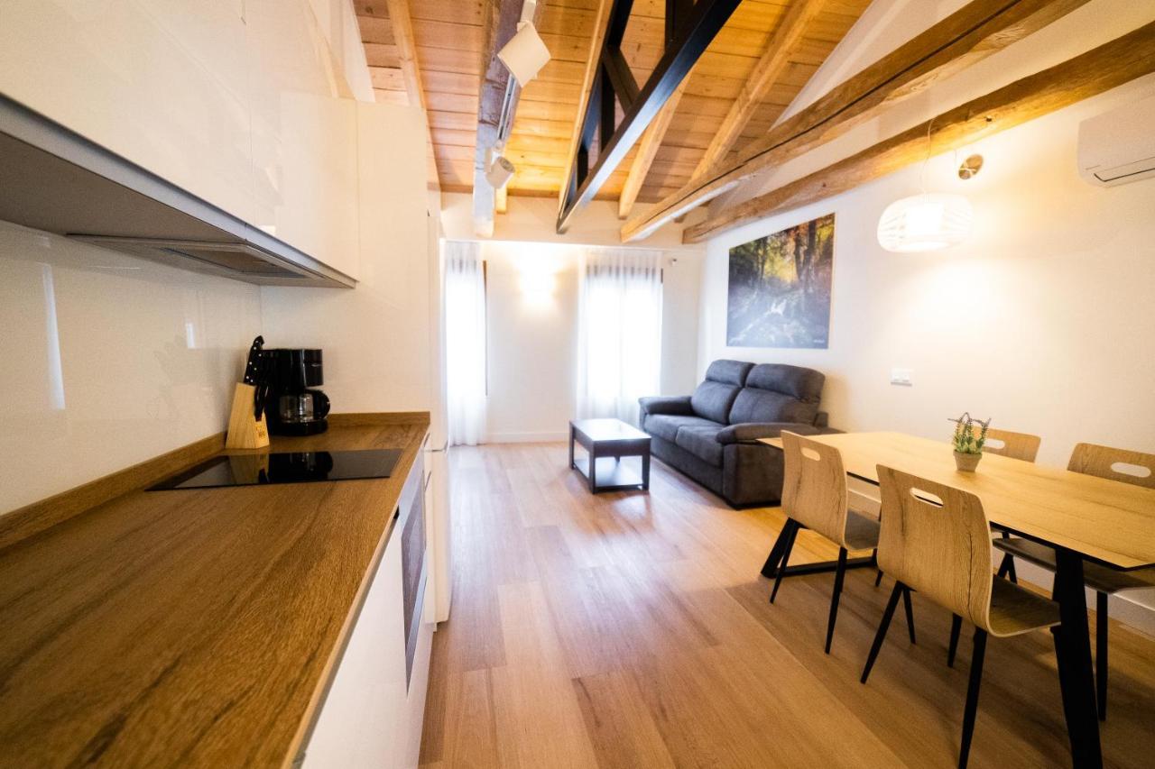 Apartamentos Mk77 Leon- Cantareros Eksteriør billede